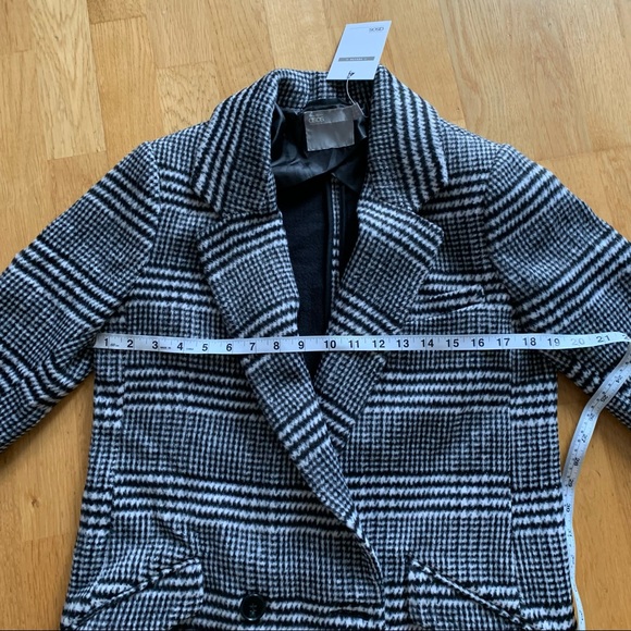 ASOS Design Petite Checked Pea Coat - Picture 10 of 10